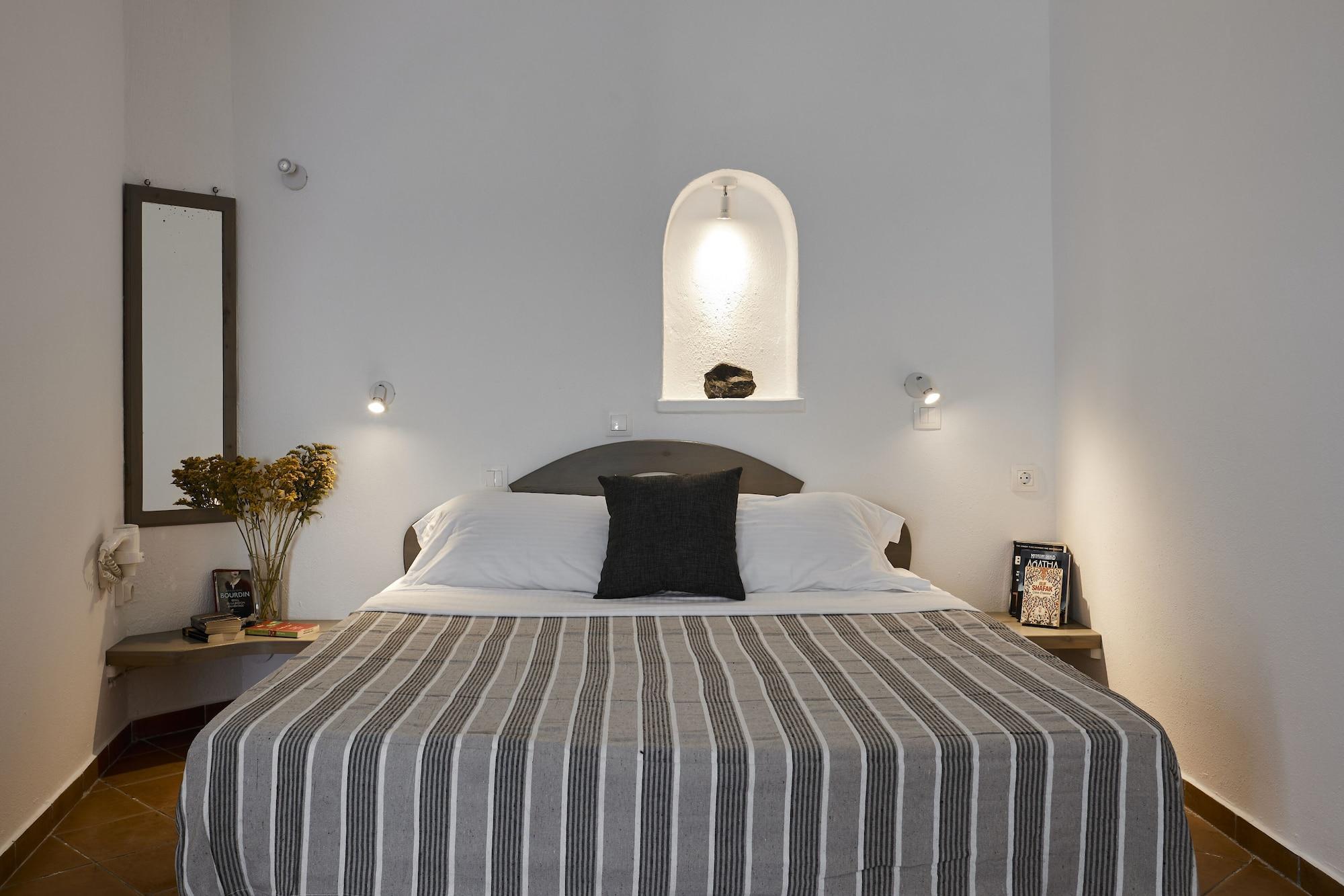 Allure Breeze Suites Иа Екстериор снимка